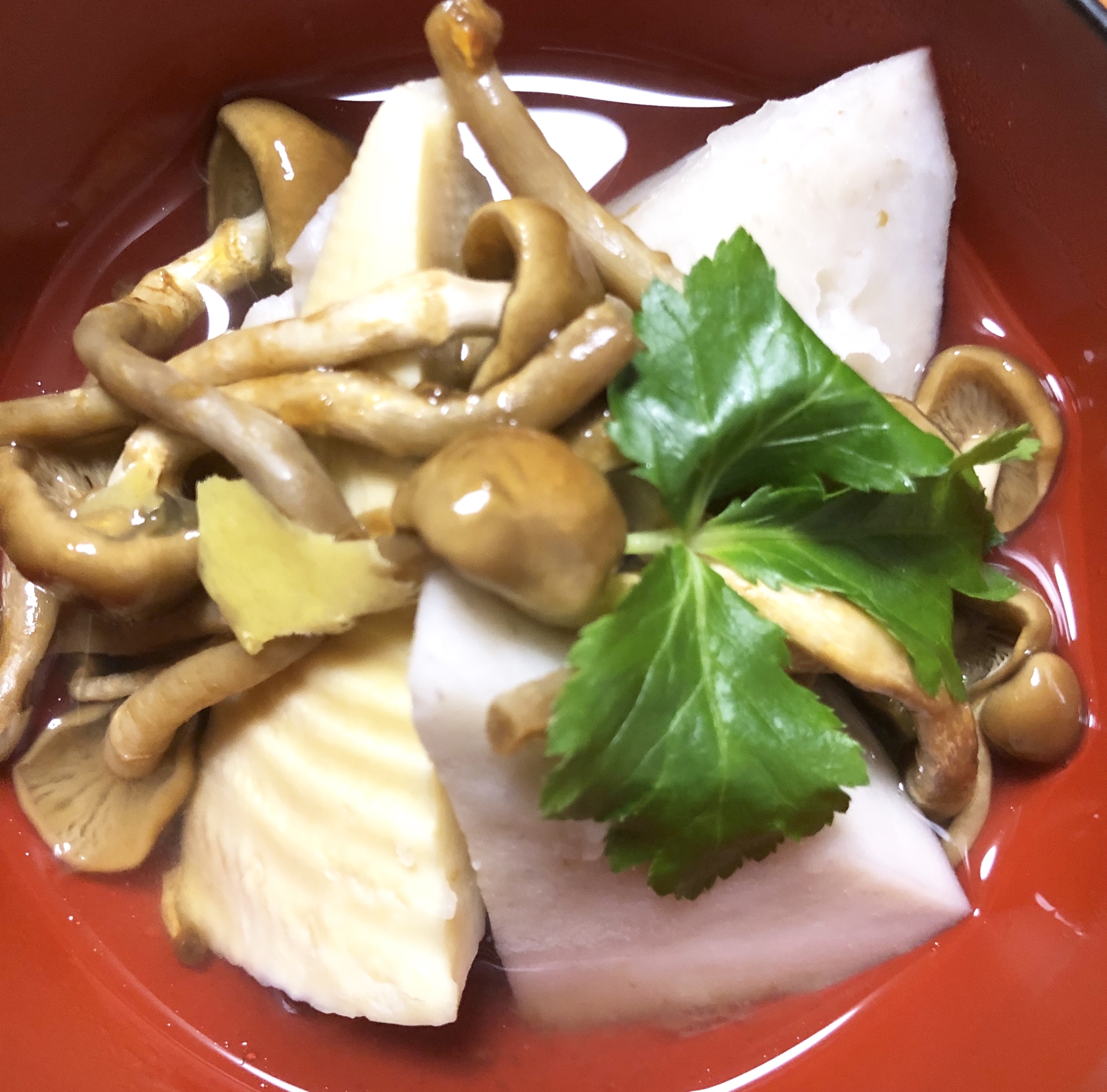 滋味溢れる 里芋 八頭 となめこの煮物 レシピ 作り方 By M H 楽天レシピ 滋味溢れる 里芋 八頭 となめこの煮物 レシピ 作り方 By M H 楽天レシピ