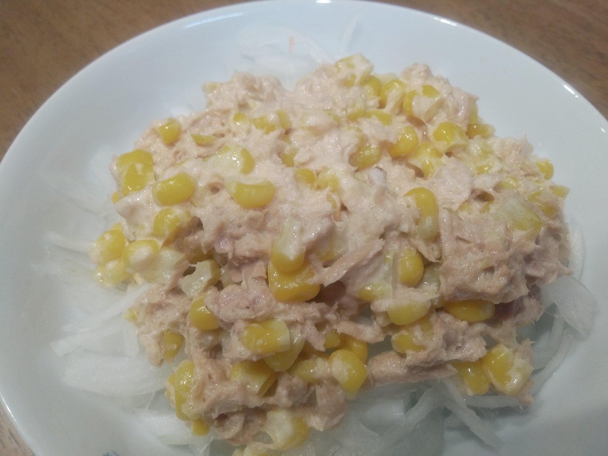 玉ねぎとツナコーンのマヨサラダ☆