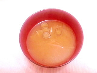 玉葱とごぼうのお味噌汁