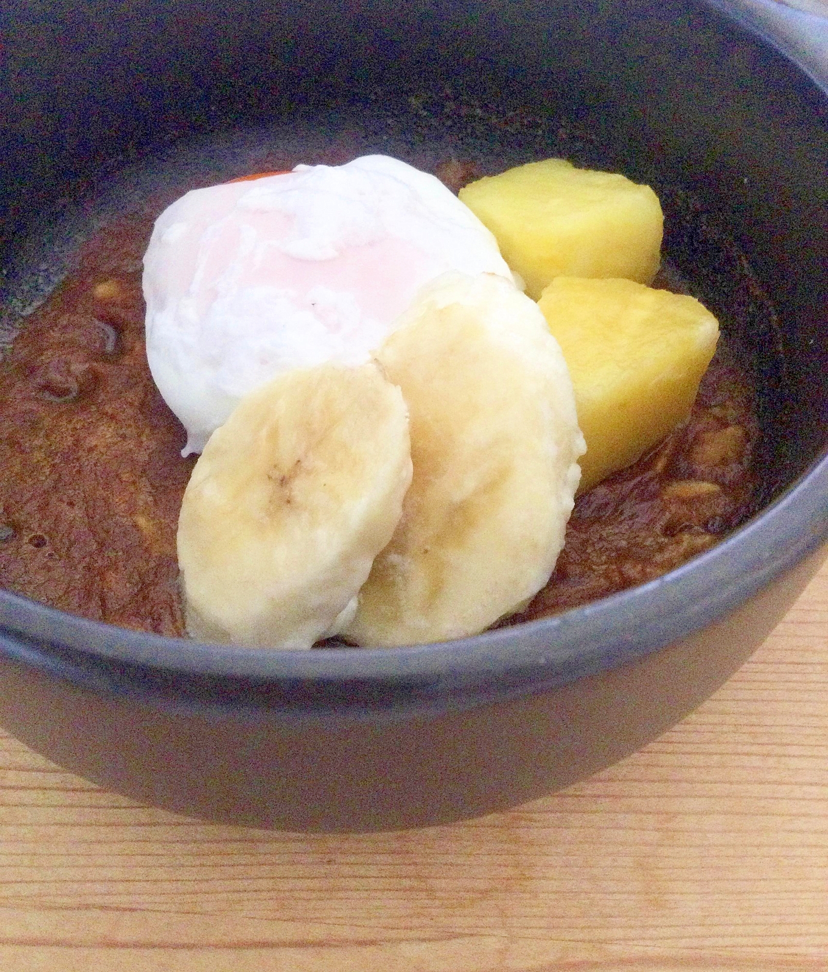 たまごフルーツ乗せ☆オートミールカレー♪
