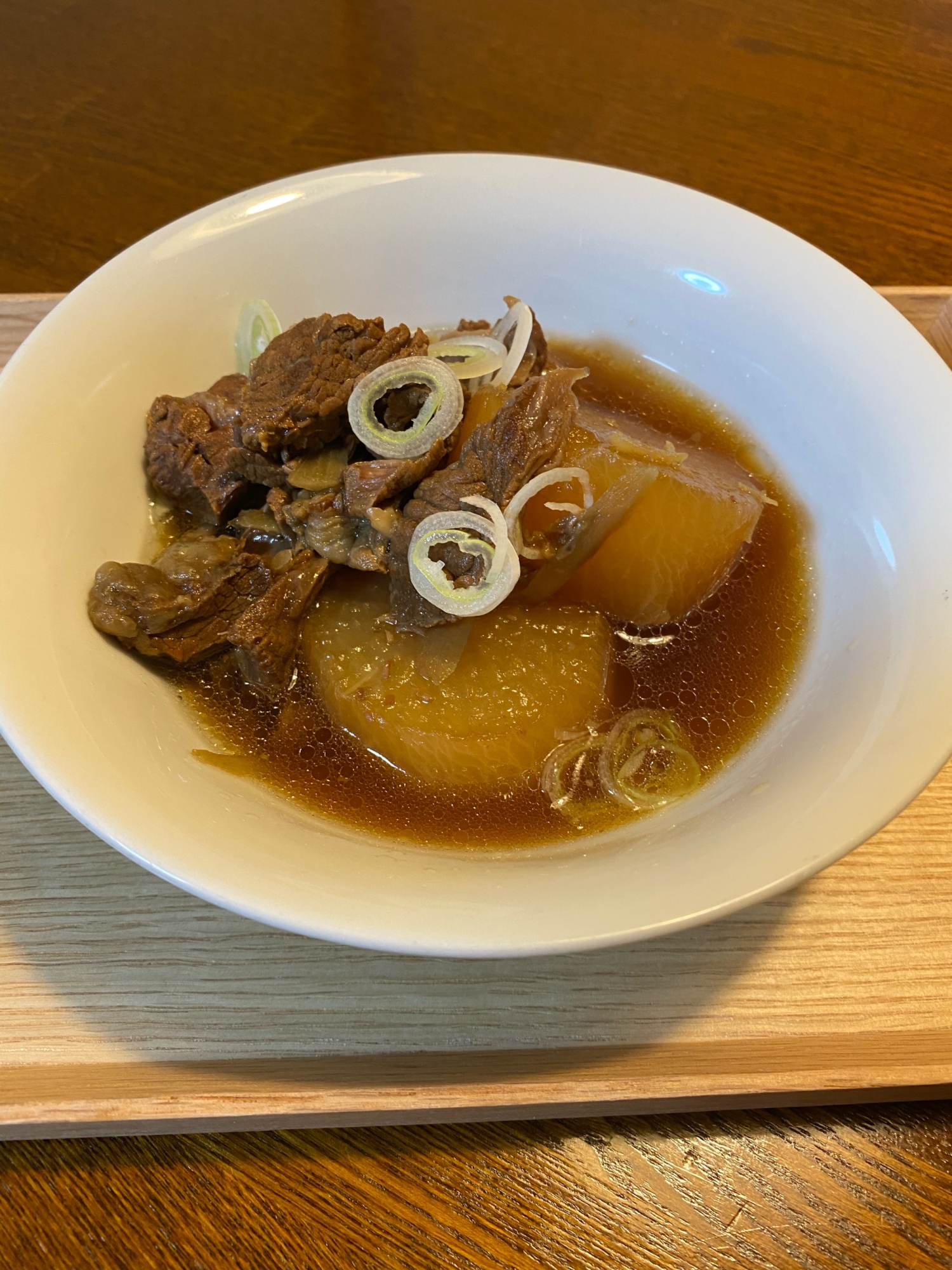 牛すじと大根の煮物