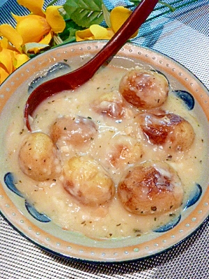 丸ごと新じゃがいも 簡単クリームシチュー レシピ 作り方 By まめもにお 楽天レシピ