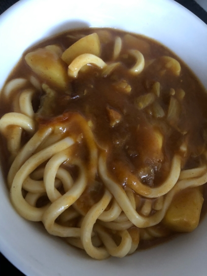 余りがちなカレーで作る簡単カレーうどん