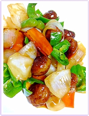 黒酢で♡野菜いっぱい肉だんごの酢豚風