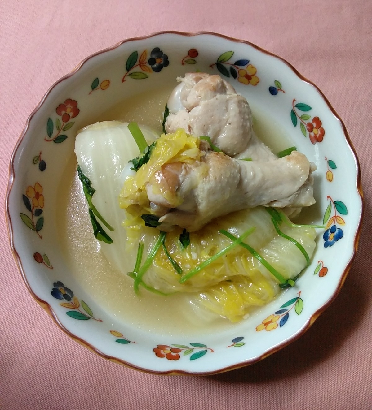 焼き白菜と鶏手羽元のスープ煮
