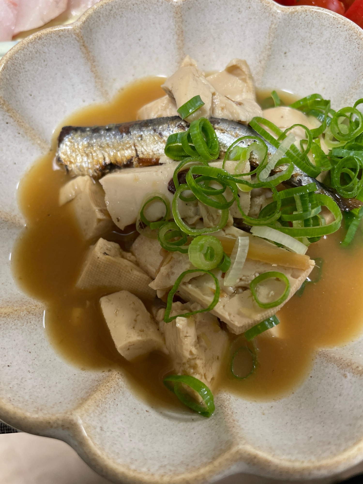 イワシ(缶詰)木綿豆腐茅乃舎だし煮付け