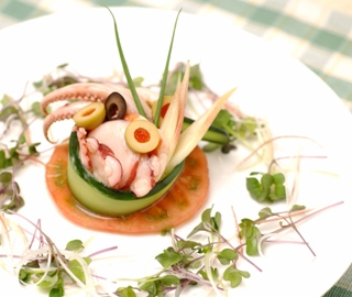 酒盗の魚介マリネ