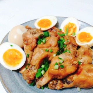 簡単!炊飯器で作る手羽元甘辛煮