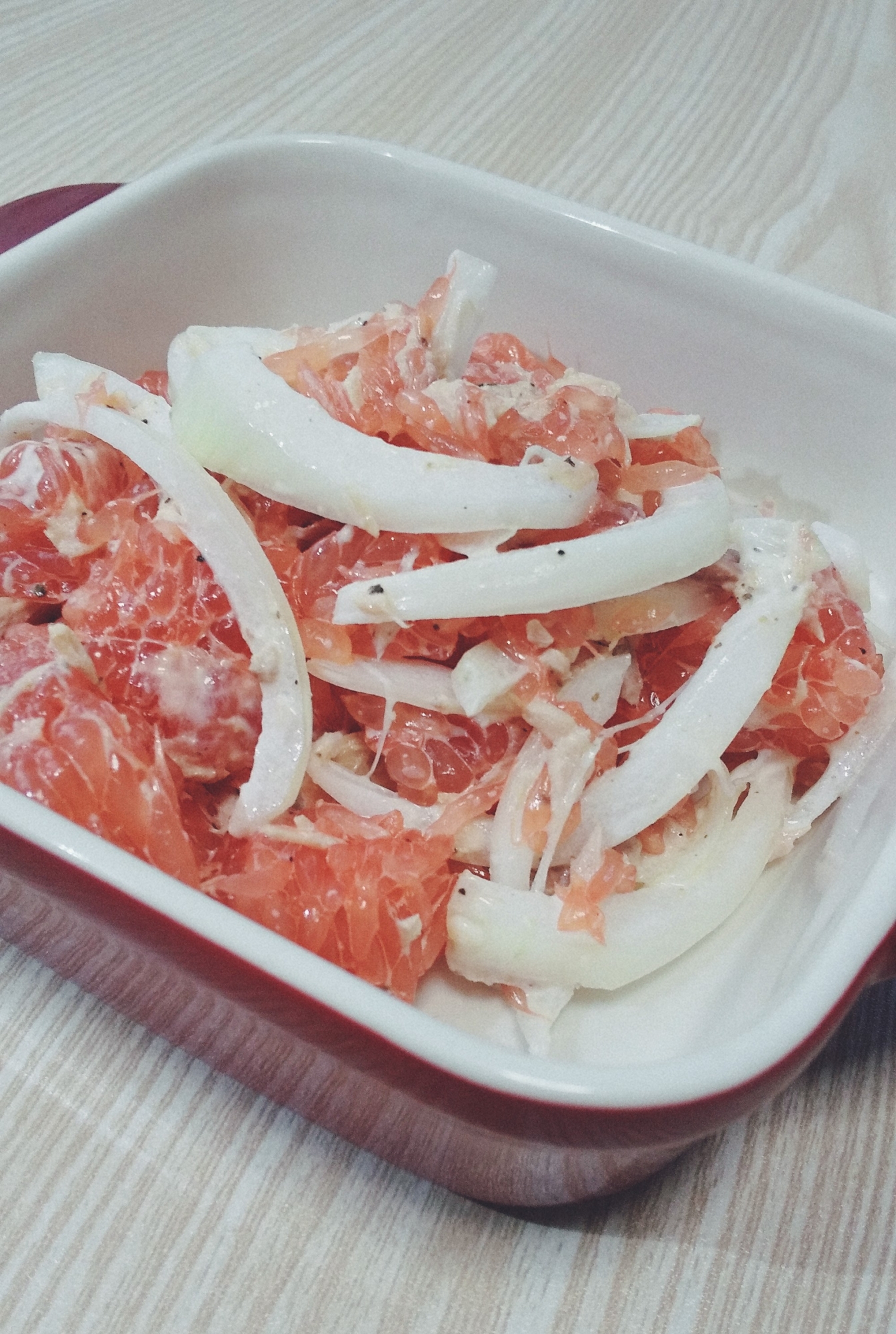 ツナとグレープフルーツのサラダ