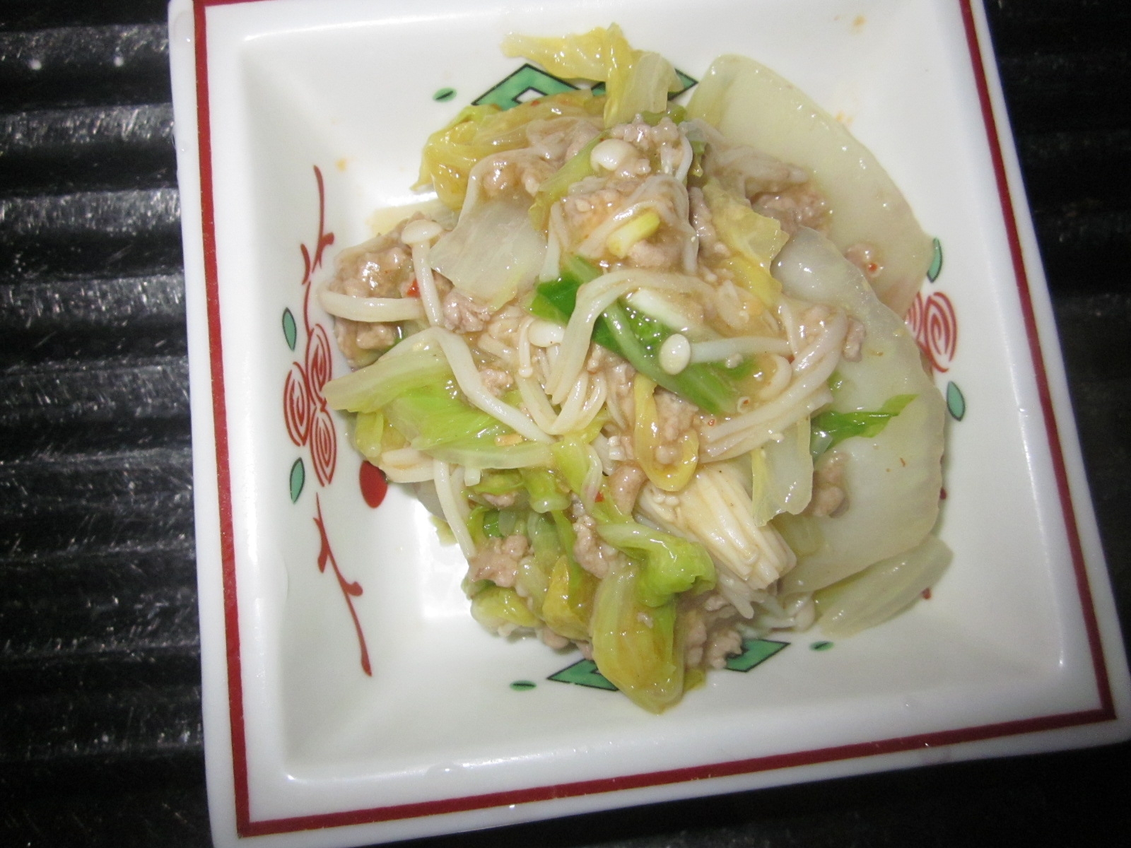 豚挽き肉と白菜のピリ辛炒め。