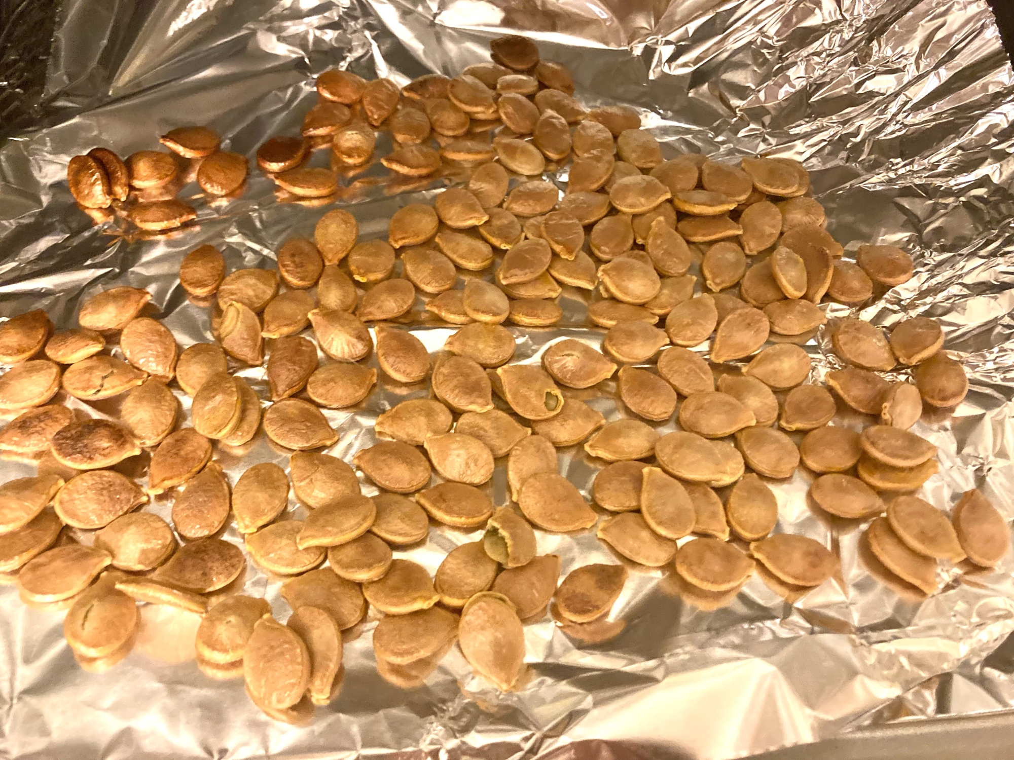 捨てるのはもったいない!かぼちゃの種のロースト