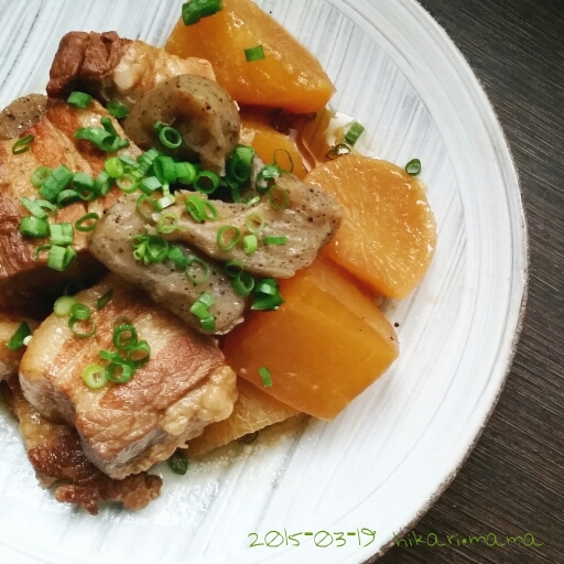 圧力鍋でホロホロ 豚バラ大根と蒟蒻の煮物 レシピ 作り方 By ひかりママ 楽天レシピ