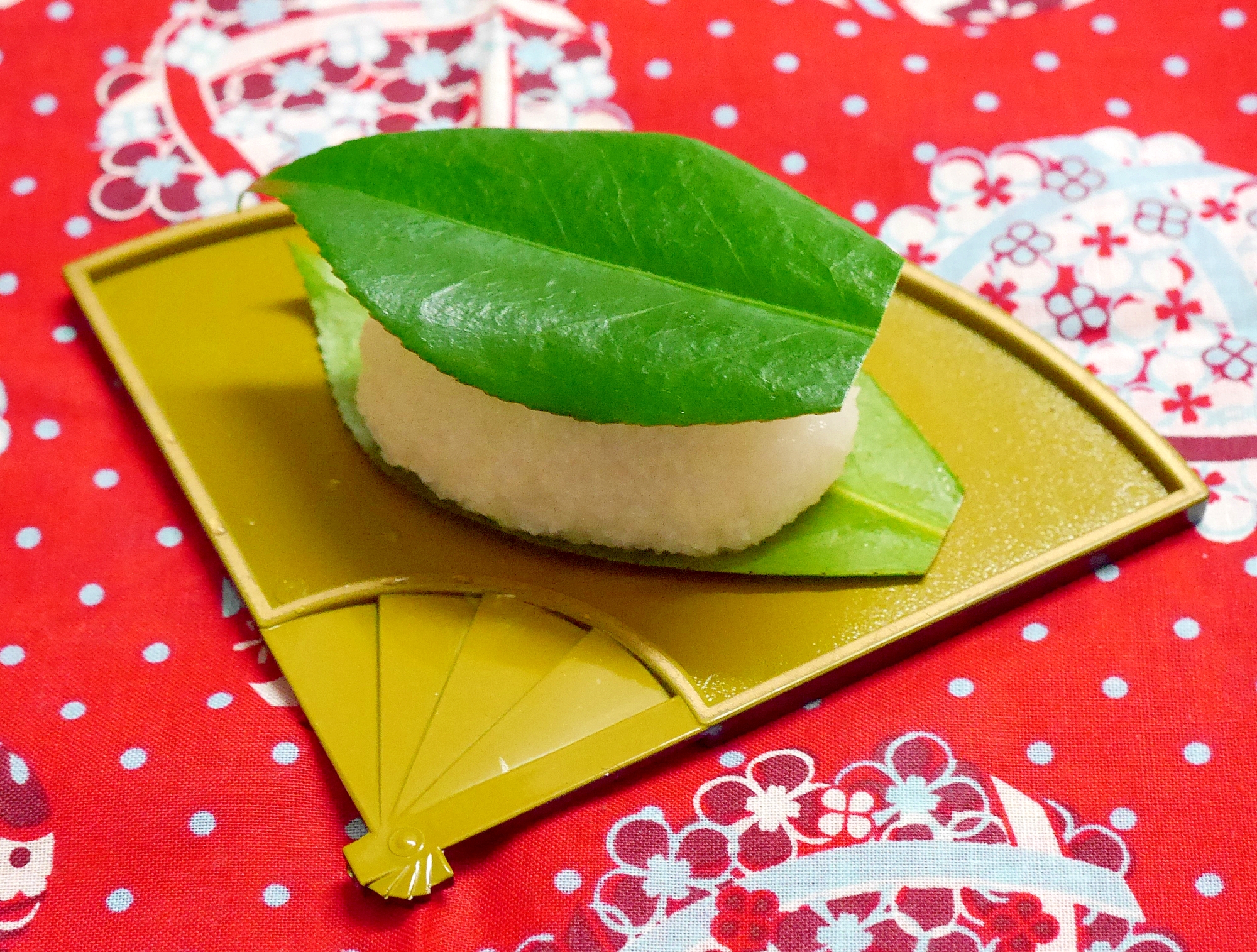 はじめての和菓子作りにピッタリ 簡単 椿もち レシピ 作り方 By 楽天出店店舗 クッキングクロッカ楽天市場店 楽天レシピ