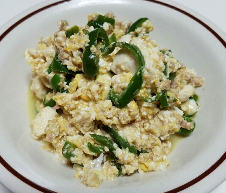 豆腐ツナピーマンの卵とじ
