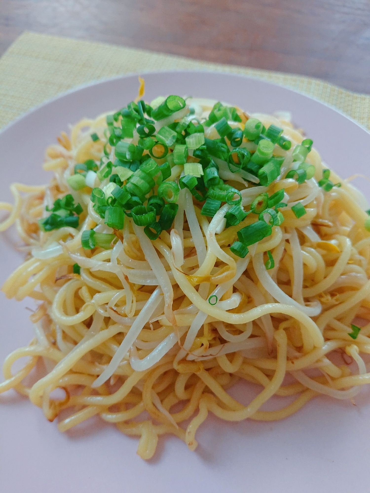 もやしだけ！シンプル塩焼きそば