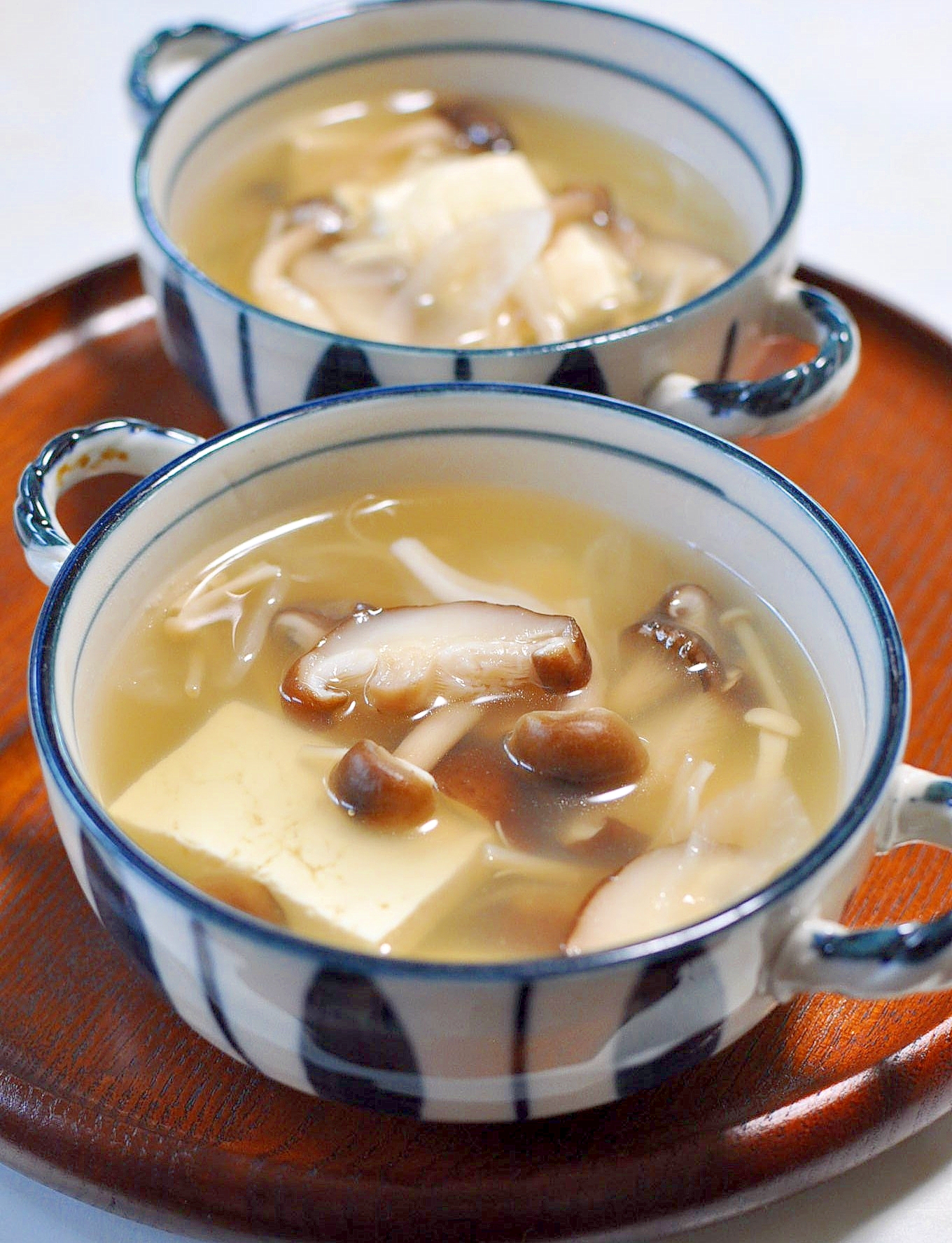 きのこと豆腐のスープ