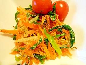 ニラとにんじんの中華和え