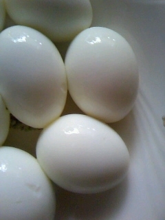 綺麗なゆで卵ができました☆ごちそうさまでした～(*^_^*)