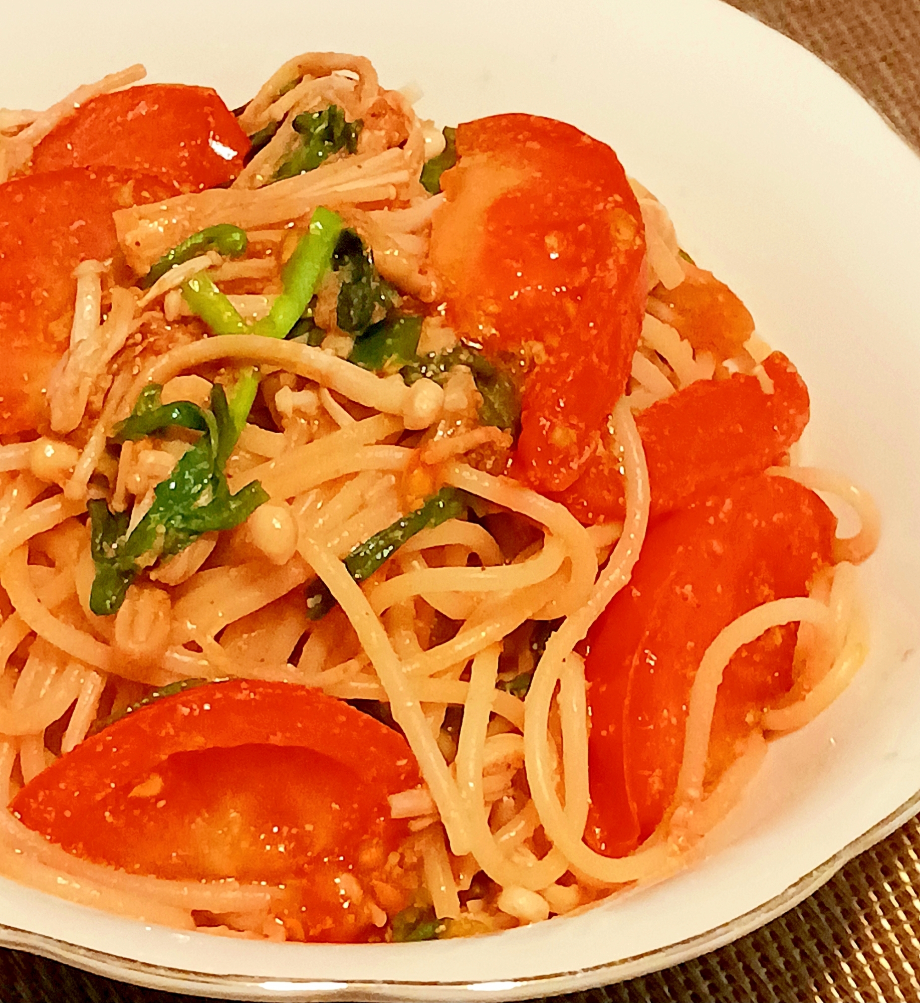 にんにく不使用♪えのきとトマトの和風パスタ