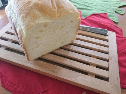 ＨＢでしっとりモチモチご飯入り食パン～大きめサイズ