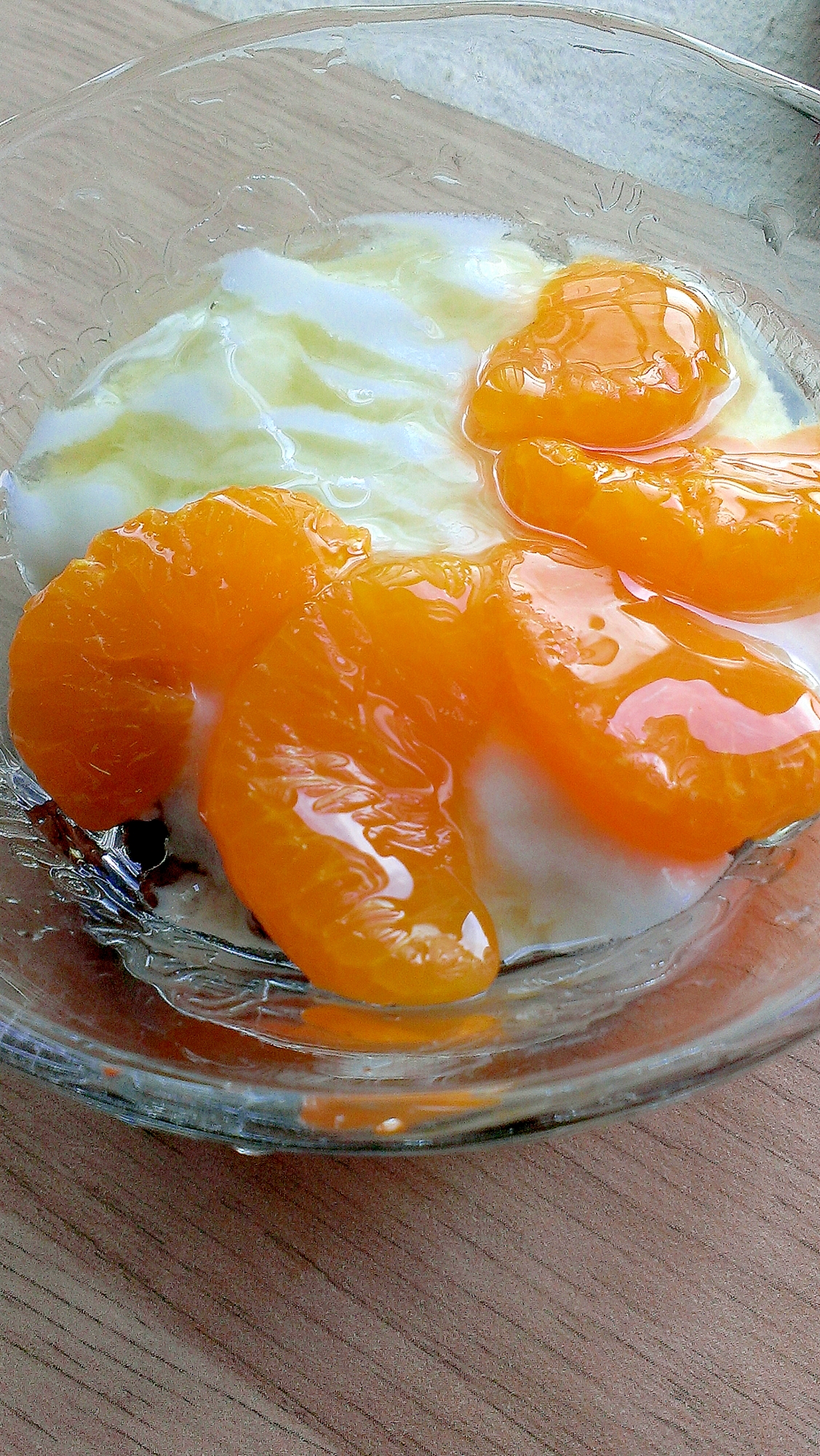 朝食に！チョコフレークヨーグルトの蜂蜜かけ♪