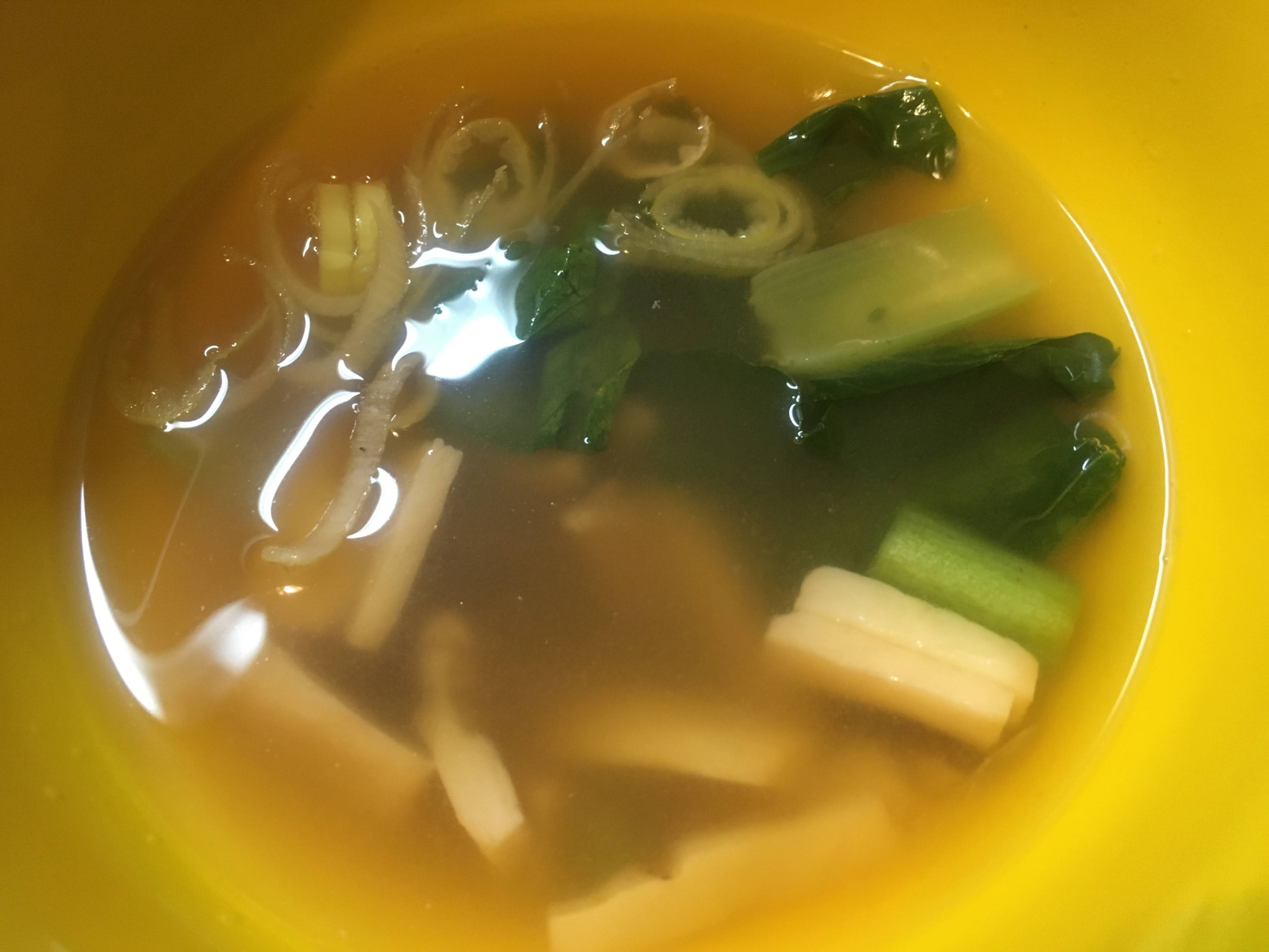 エリンギ、小松菜、ねぎの味噌汁