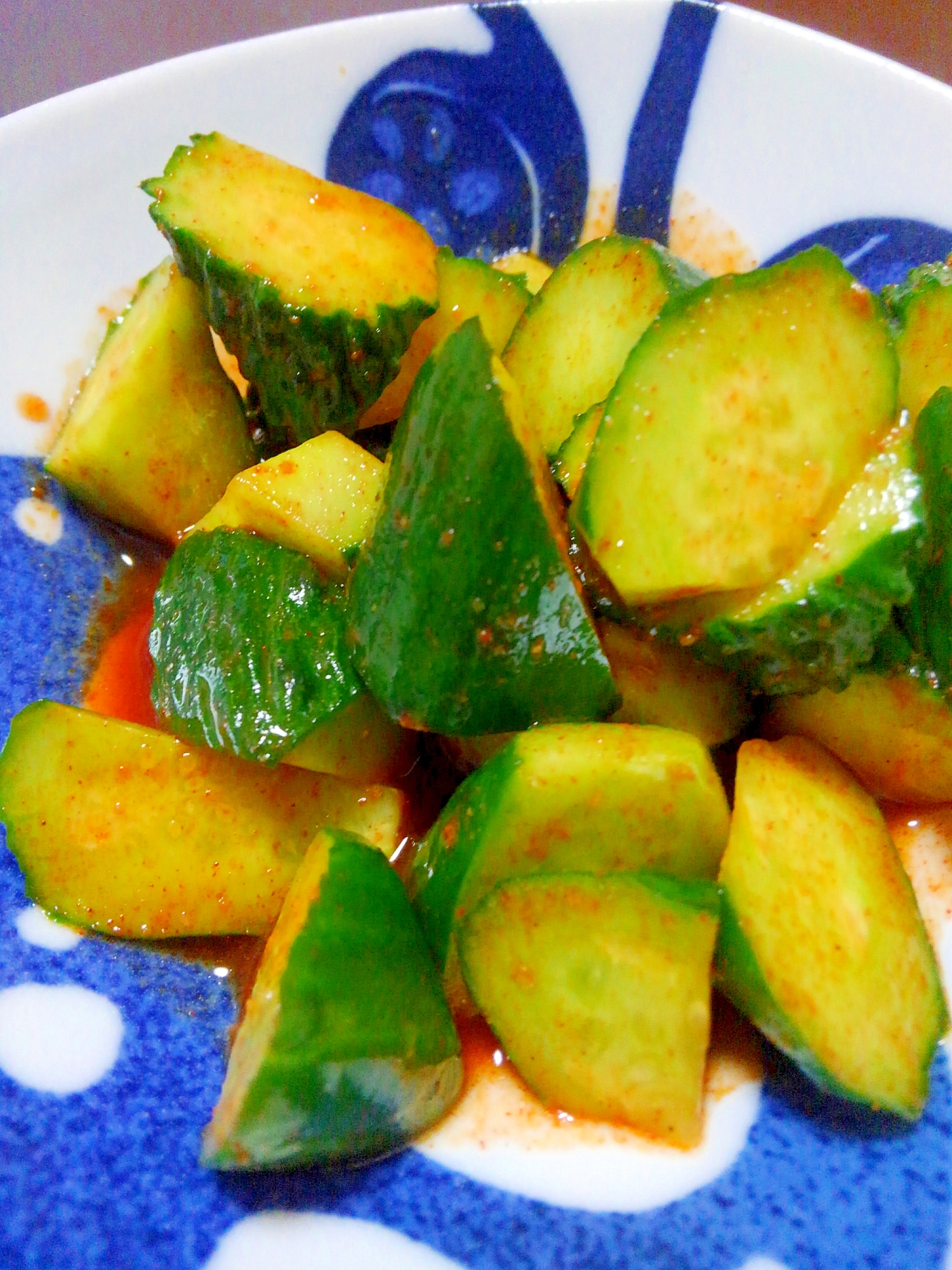 プチっと鍋 キムチ鍋の素 で簡単オイキムチ レシピ 作り方 By びいまま 楽天レシピ