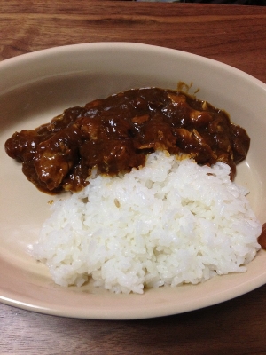 カレーはやっぱりチキン　手羽元カレー