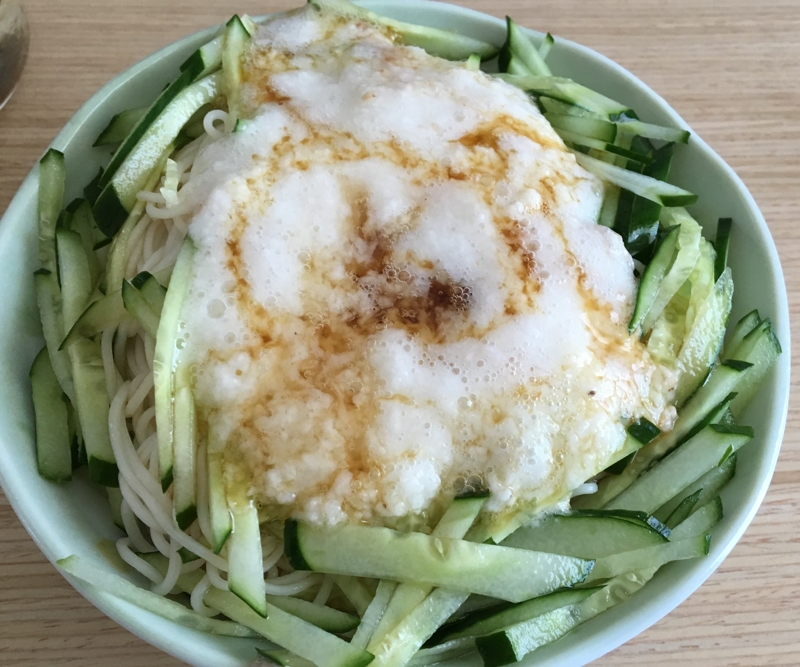 とろろキュウリ素麺