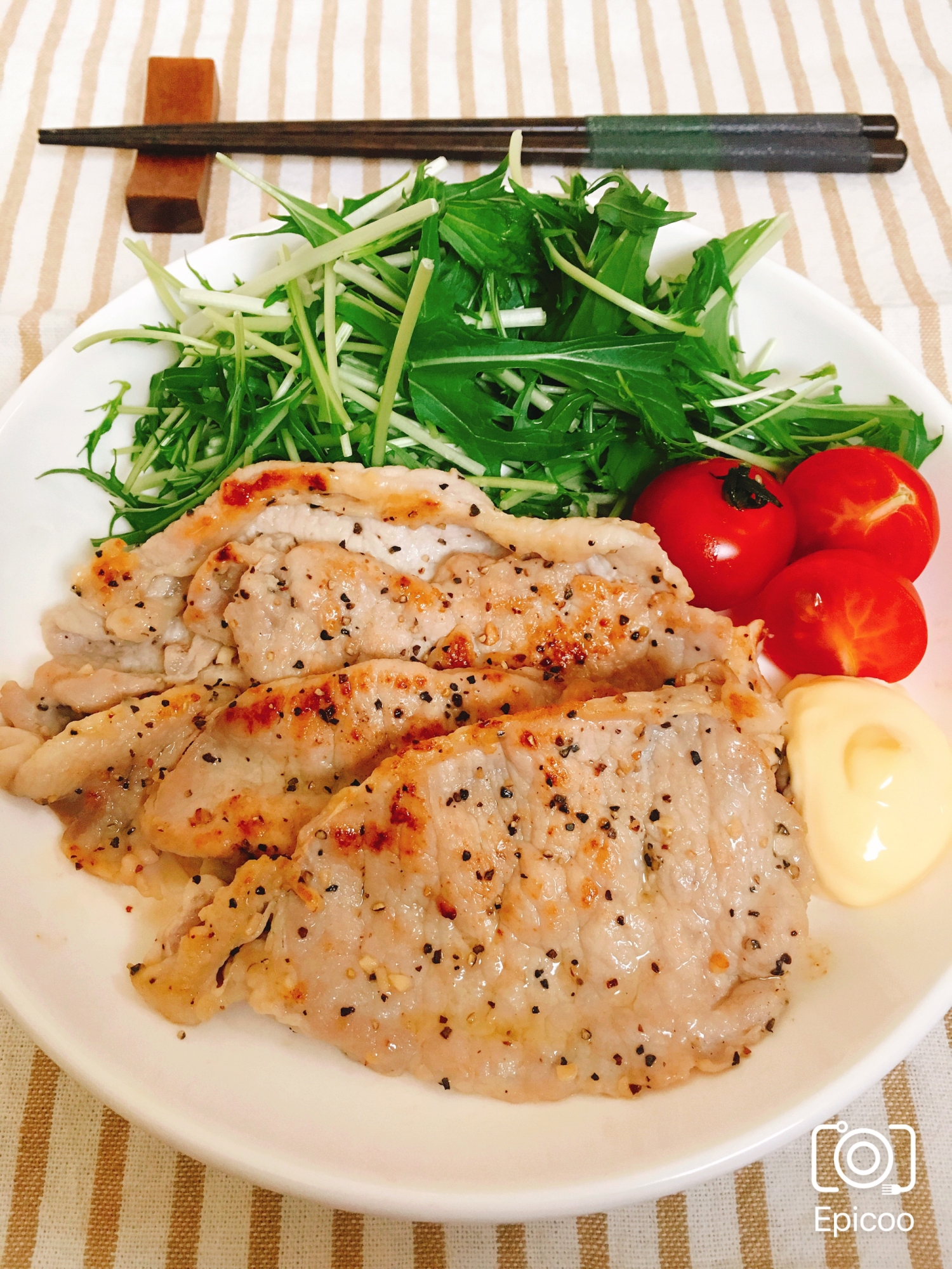 豚ロースの揉むだけ簡単塩ガーリック焼き