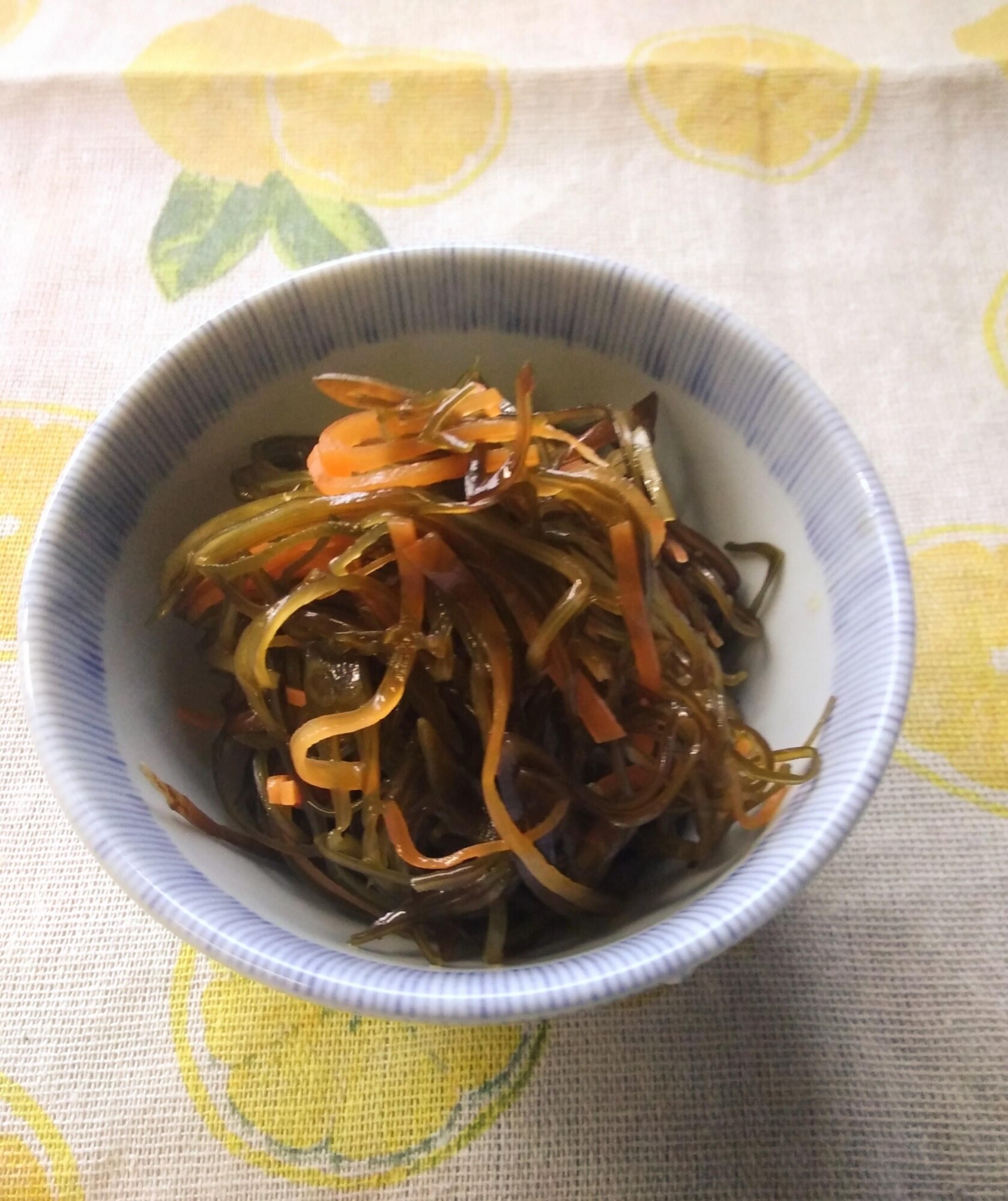 刻み昆布と人参の煮物 レシピ・作り方 by ポイボス - 楽天レシピ