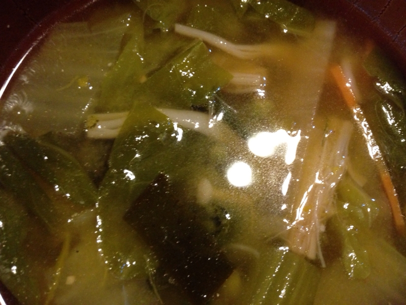 青梗菜と人参とえのきと昆布のスープ