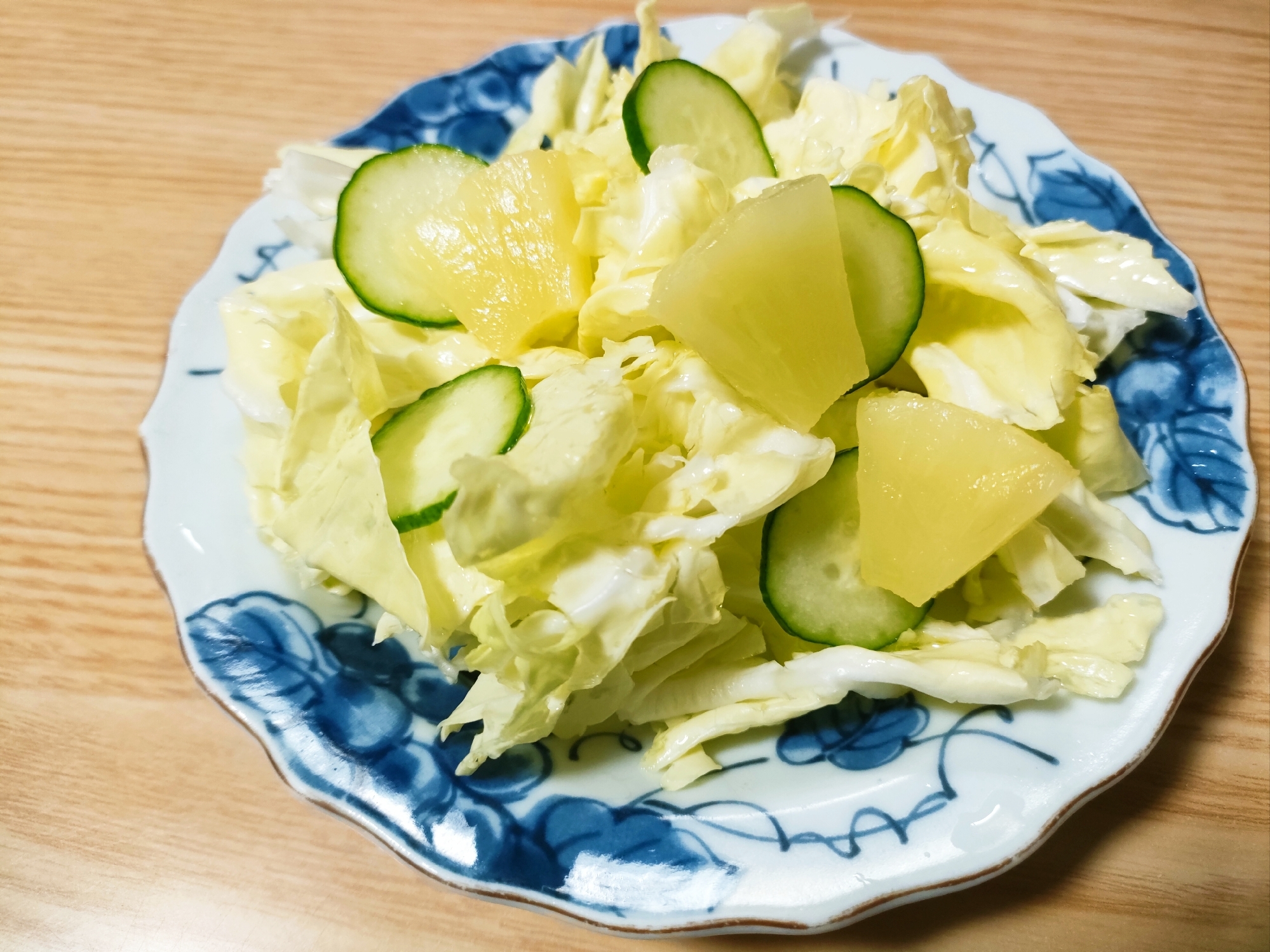 春キャベツときゅうりとパイナップルのサラダ