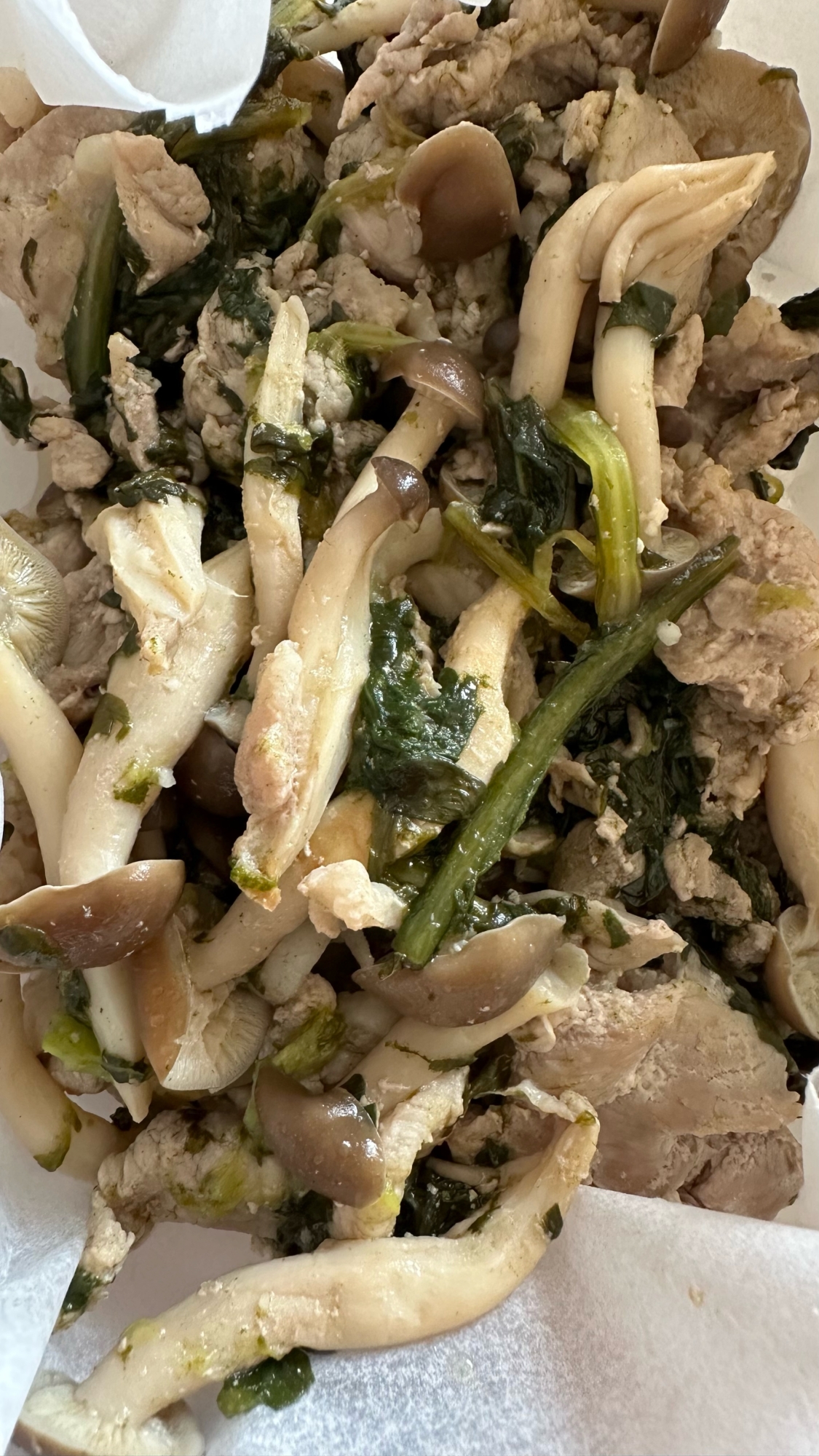葉酸⭐圧力鍋⭐春菊としめじの豚肉マヨポン炒め