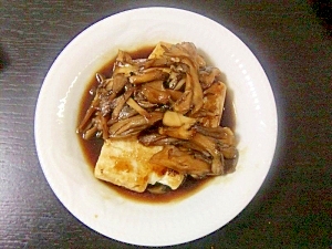 ご飯がすすむ！豆腐ステーキマイタケソース