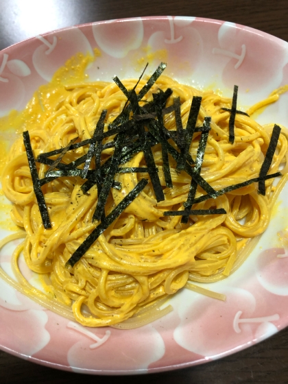 家に常備している白だしで簡単に濃厚なうにパスタが出来ました！パセリがなかったので、刻み海苔で代用しました。とても簡単で美味しかったです！