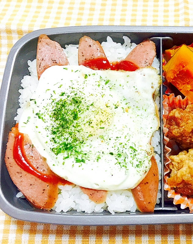 ウィンナーと目玉焼きでボリュームアップ弁当