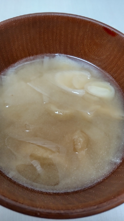大根と油揚げ、長ねぎの味噌汁