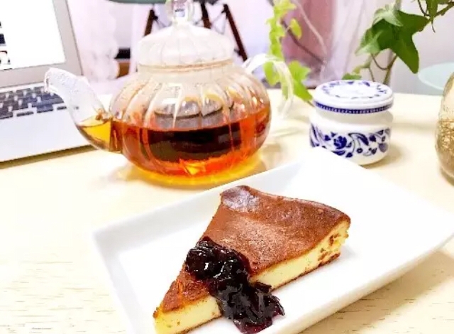 男性にも人気！甘さ控えめチーズケーキ