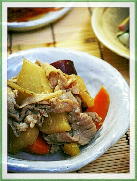 豚肉と根菜の煮物