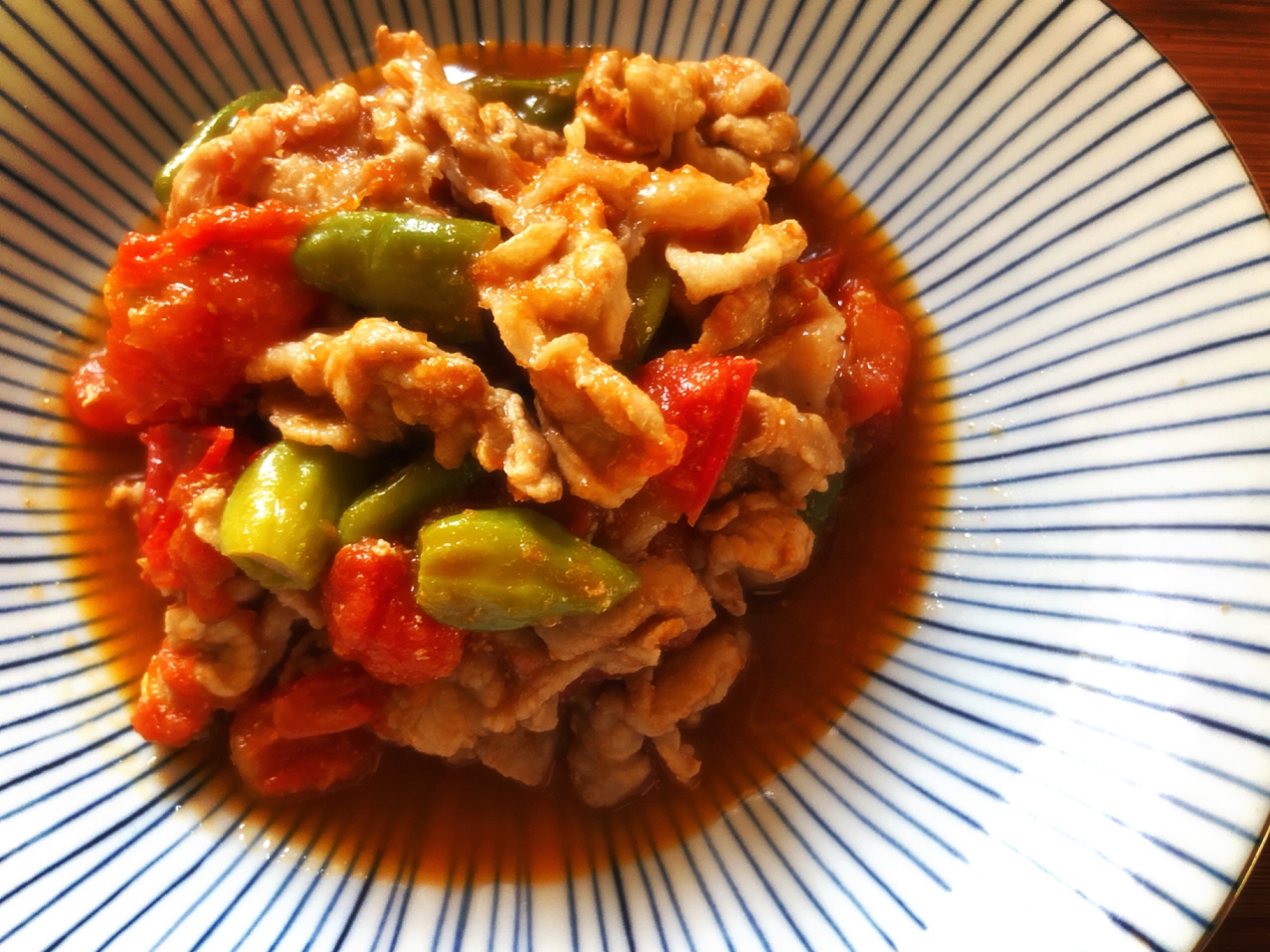 焼肉のたれでトマトと豚バラの炒め煮