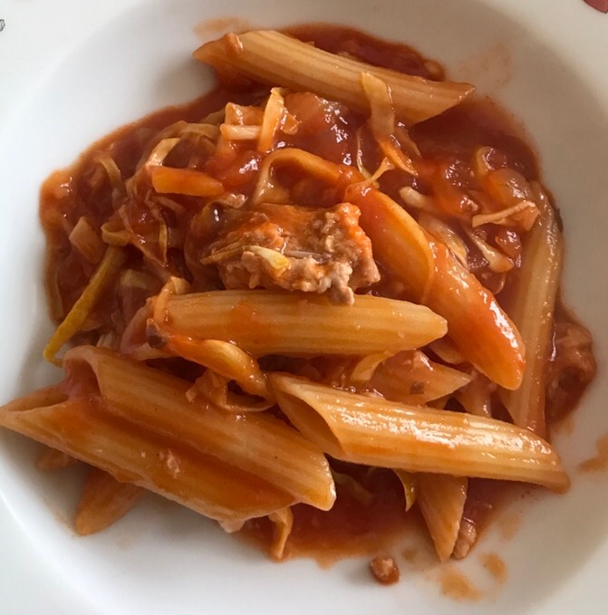 鯖缶でトマトソースペンネ