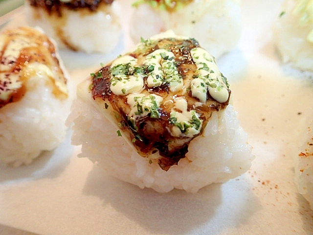 ＣＯで　チーズと海苔佃煮の焼きおにぎり