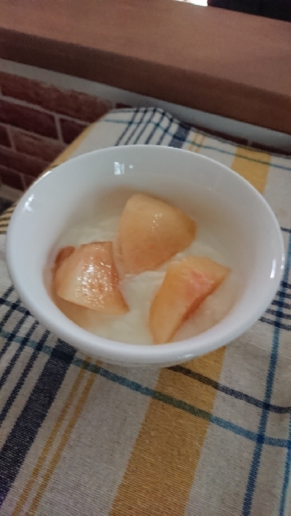 桃入り豆乳ヨーグルト