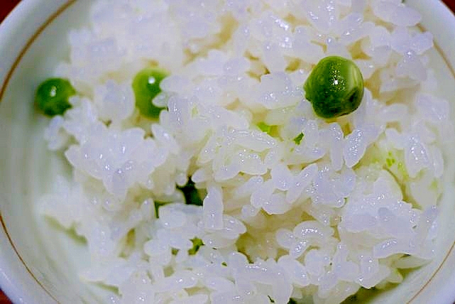 ♡炊飯器de簡単♡ふっくらグリンピースご飯♡