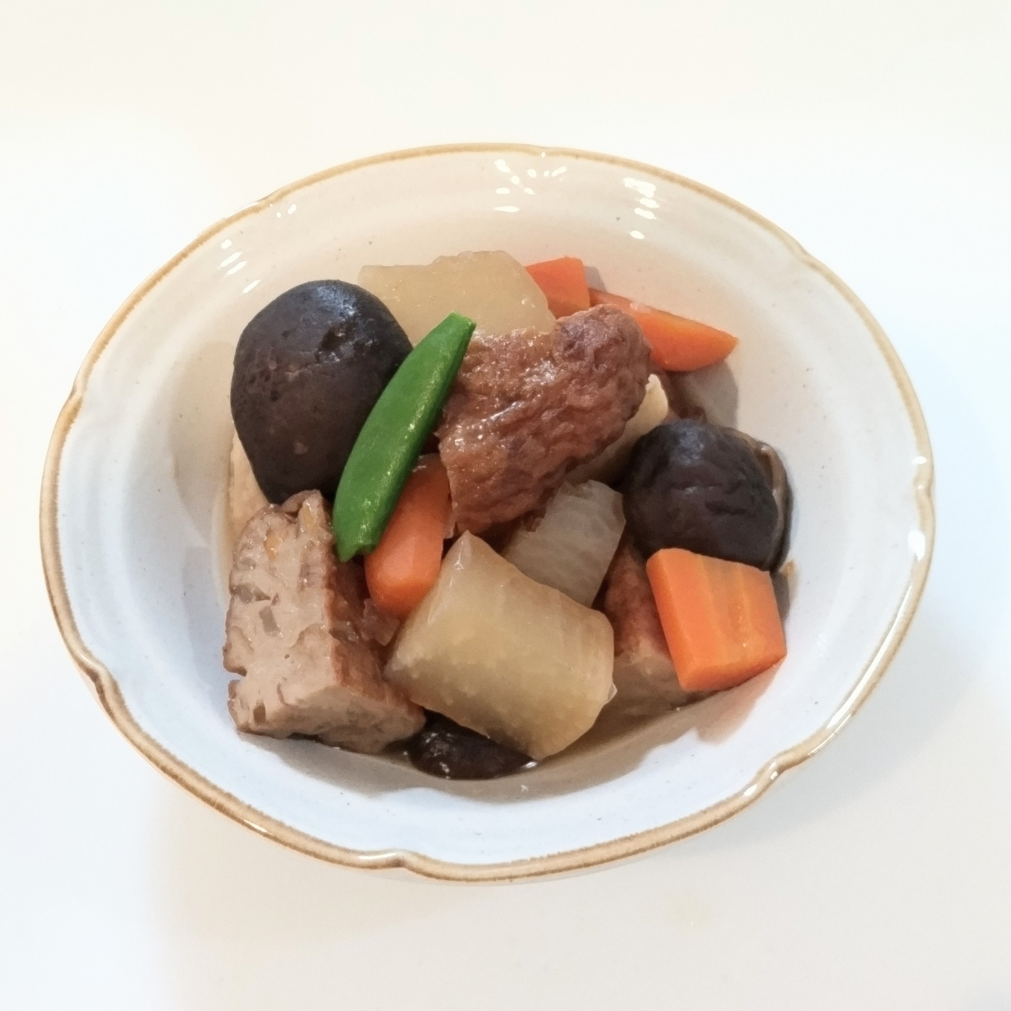 薩摩揚げと大根の煮物