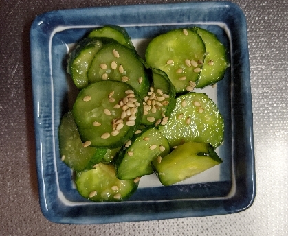 ポリ袋でカンタン♪叩ききゅうりのニンニク醤油漬け