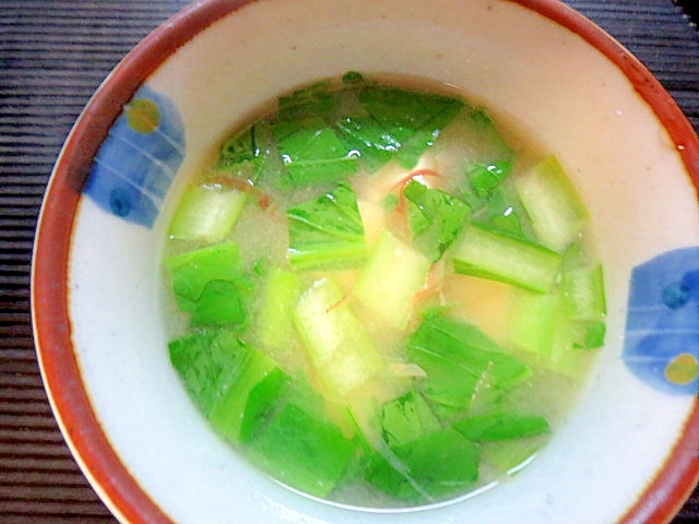 生姜風味の小松菜の味噌汁