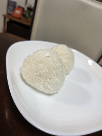 古米を美味しく☆圧力鍋で塩おむすび