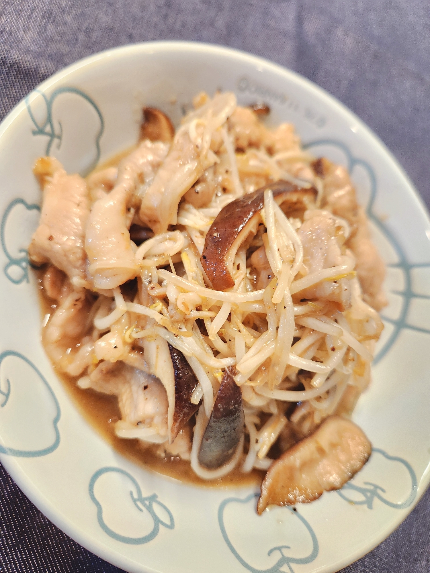 【おかず】野菜と豚こまの甘辛ペッパー炒め